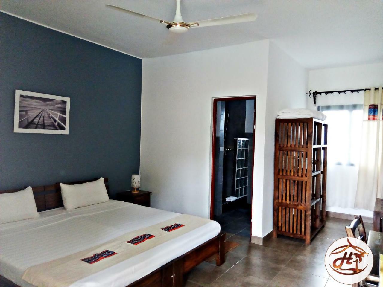 Hotel H1 Manakara Esterno foto
